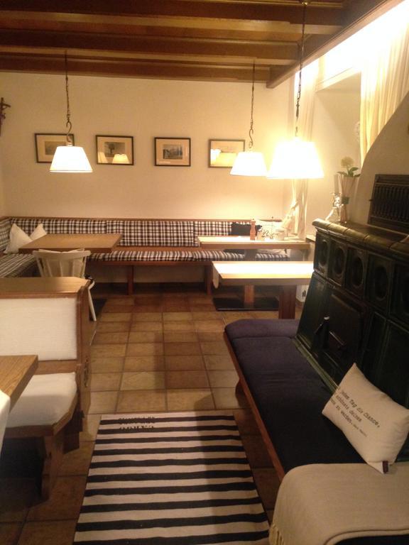 Haus Tirolerland Hotell Oetz Exteriör bild