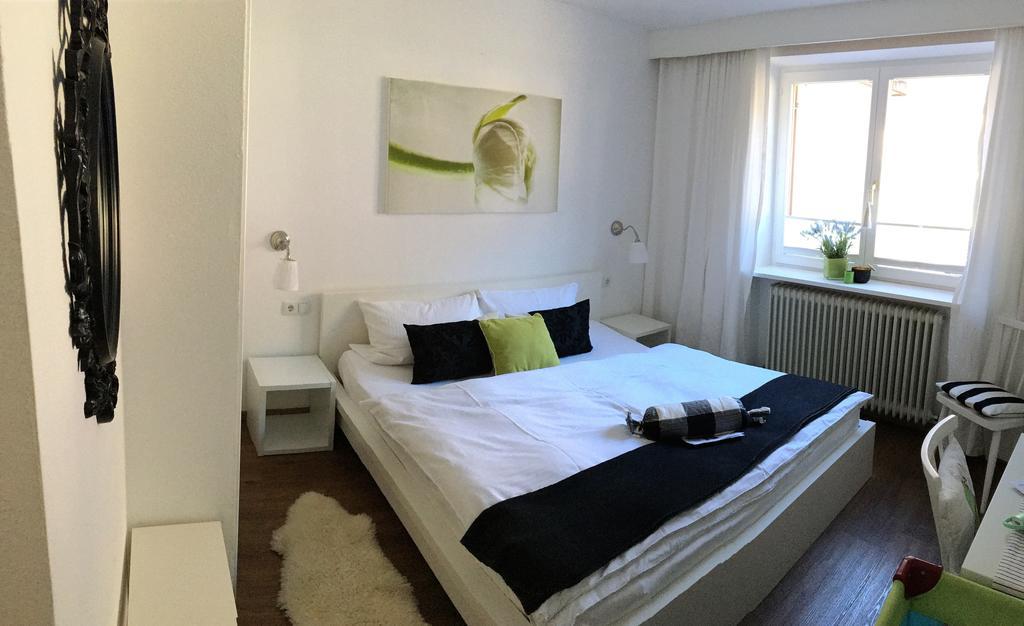 Haus Tirolerland Hotell Oetz Exteriör bild