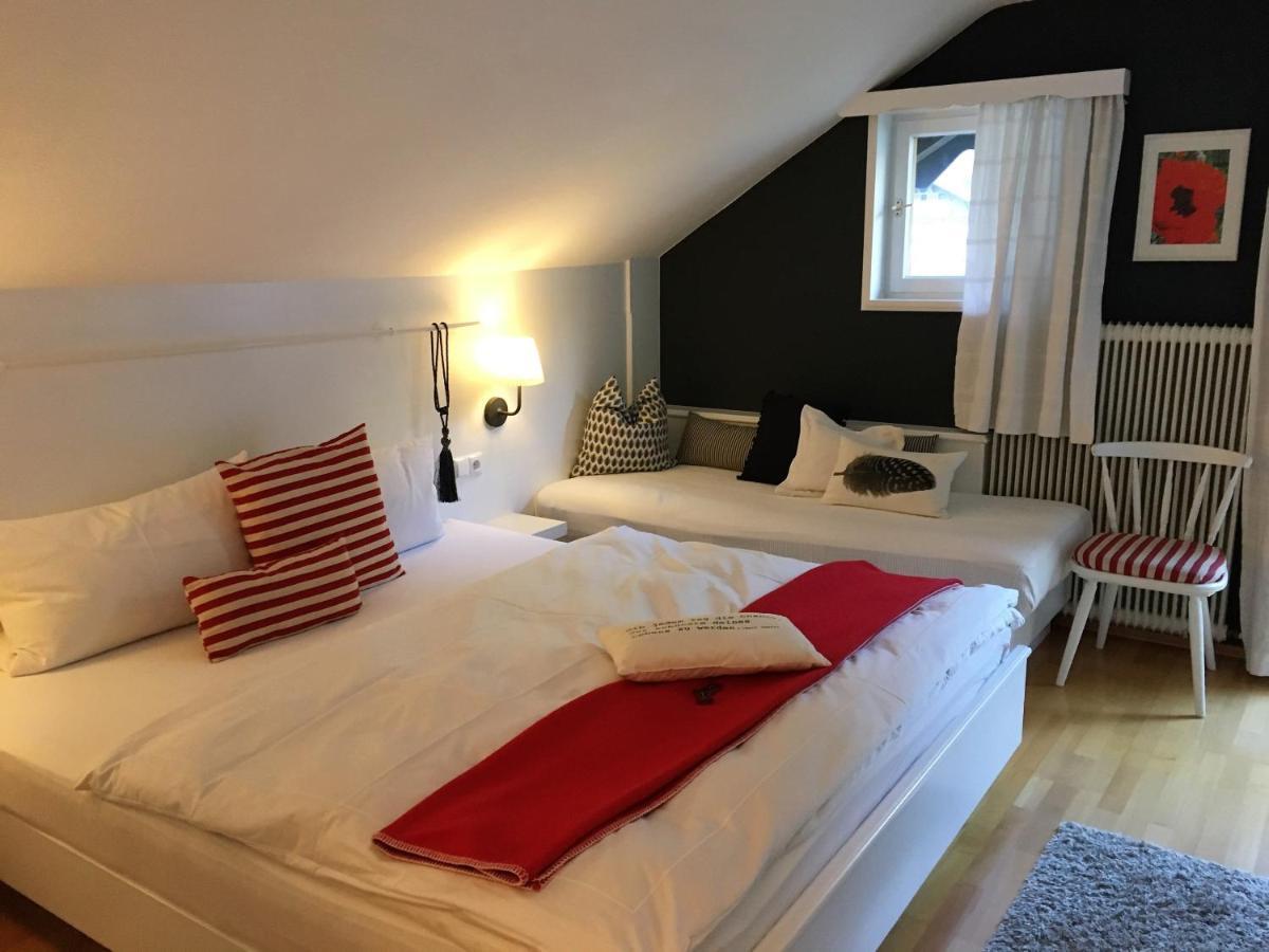 Haus Tirolerland Hotell Oetz Rum bild